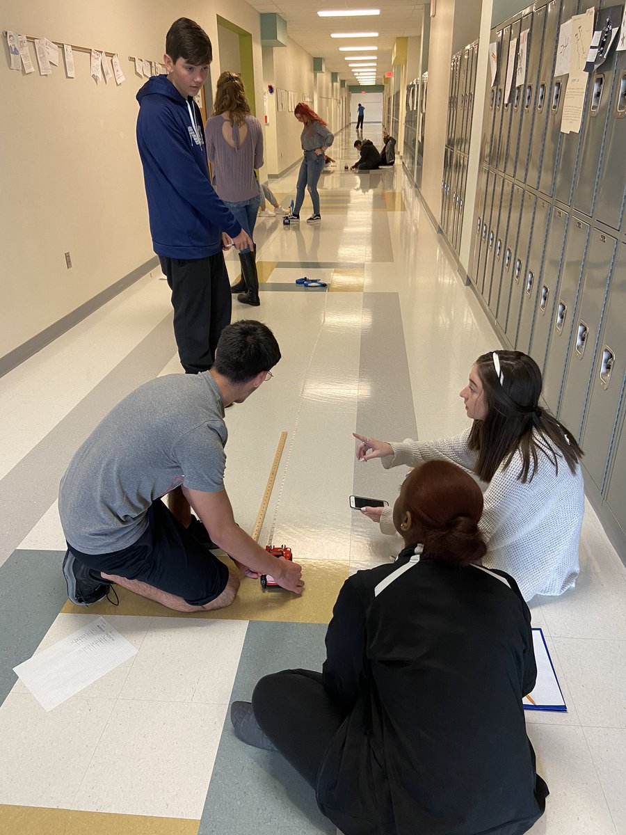 BoydPhysics's tweet photo. Block 2 joining in the fun! #physicspham #physicsaf https://t.co/W5WPho39IU