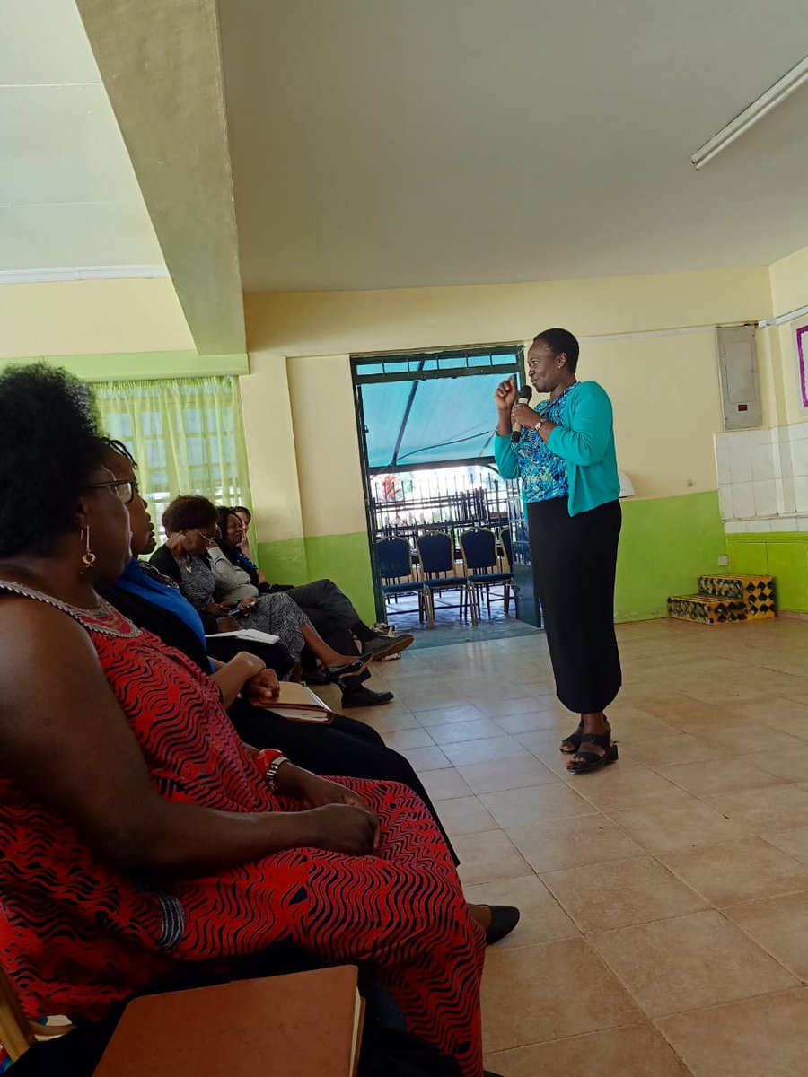 PotterhouseSch's tweet photo. Rev. Loice Okello is our guest speaker at the parents workshop at our school. She is speaking on How to speak to your teenager about sex. Rev. Loice is a Psychologist, church minister and educator who loves working with young people. 
#ParentsWorkshop
#AdolesenceandSexuality https://t.co/DjypZJ2t4T
