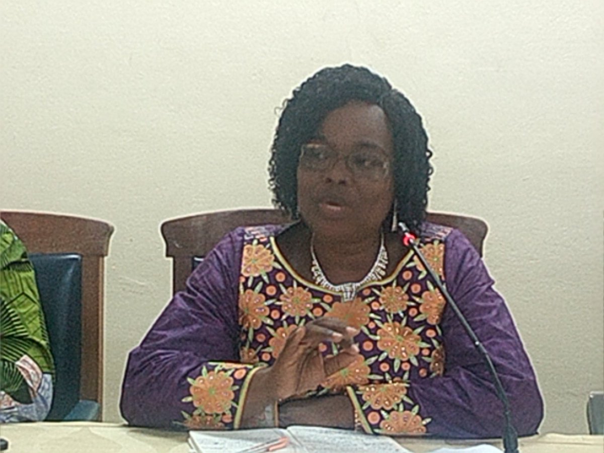 «La société civile est présente à toutes les instances de la société. Mais elle n'arrive pas encore à capitaliser cette omniprésence... Il est indispensable que la société civile fasse des dialogues à l'interne pour mieux cerner les défis liés à la veille citoyenne.» @OAlcrer