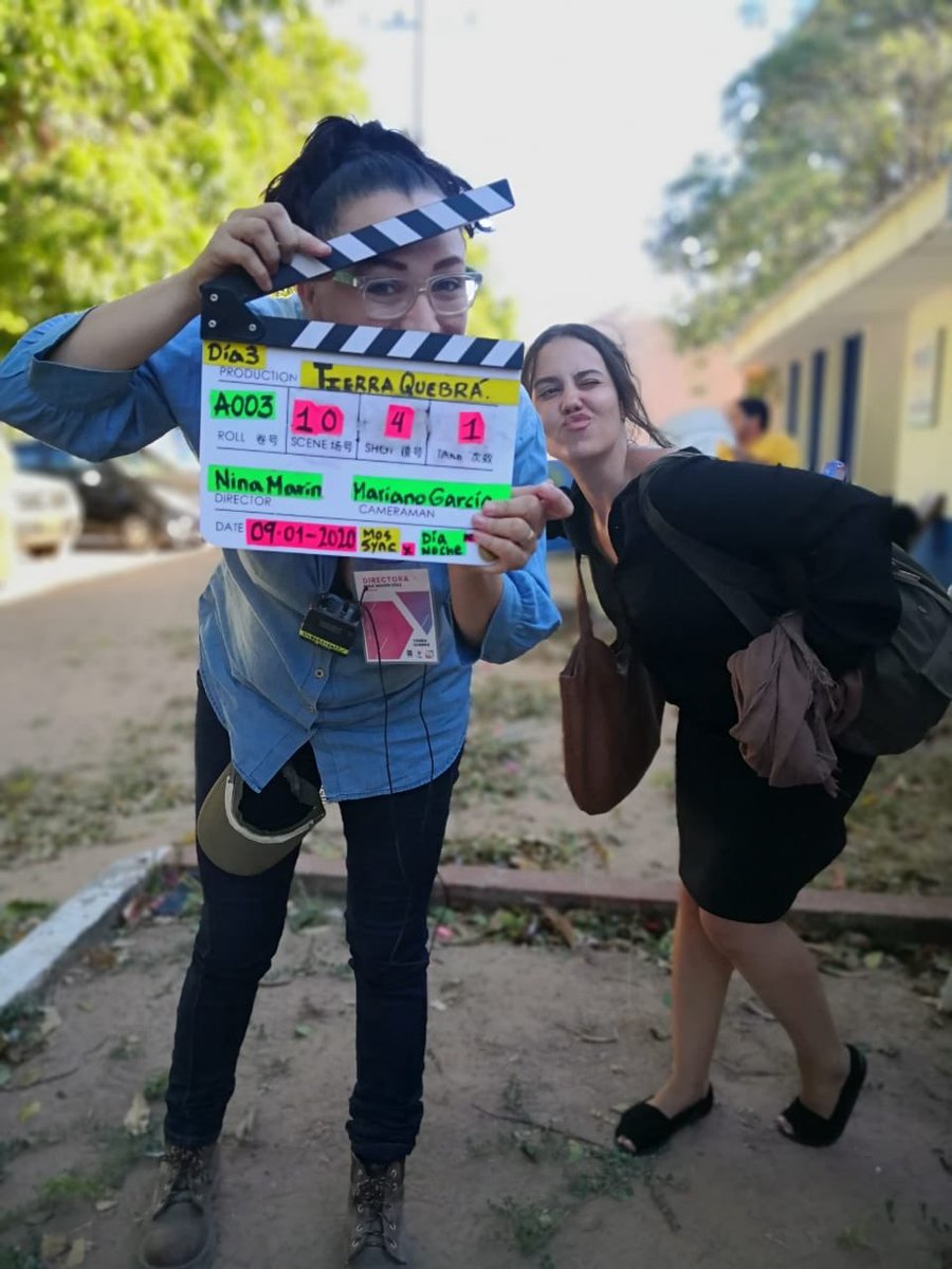 PVDLAB_Vpar's tweet photo. Bajo la dirección de @NinaMarinD y con el apoyo de @PVDLAB_Vpar, finalizó con éxito rodaje de la película “Tierra Quebrá”, más de 70 personas hicieron parte del elenco de esta producción, que se tomó a Valledupar y sus corregimientos para mostrar la cultura que los caracteriza. https://t.co/huzcDVdJNa