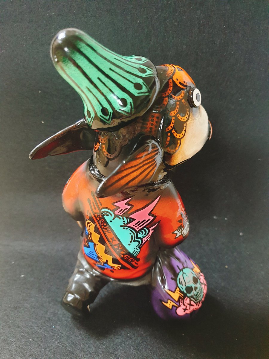 ratokimtoy's tweet photo. 2020.2.9 wf line up (07) / booth 4-13-01
Breamman Tattoo ver.
Breamman artist #duckhead
Custom by #ratokim
( resin / one off )
You can see at the WonderFestival2020
#wonderfestival
#ワンダーフェスティバル
#wf2020 #レジン
#resintoy #cdfstudio #designertoy #breamman
#ratokim https://t.co/H977fD5LkD