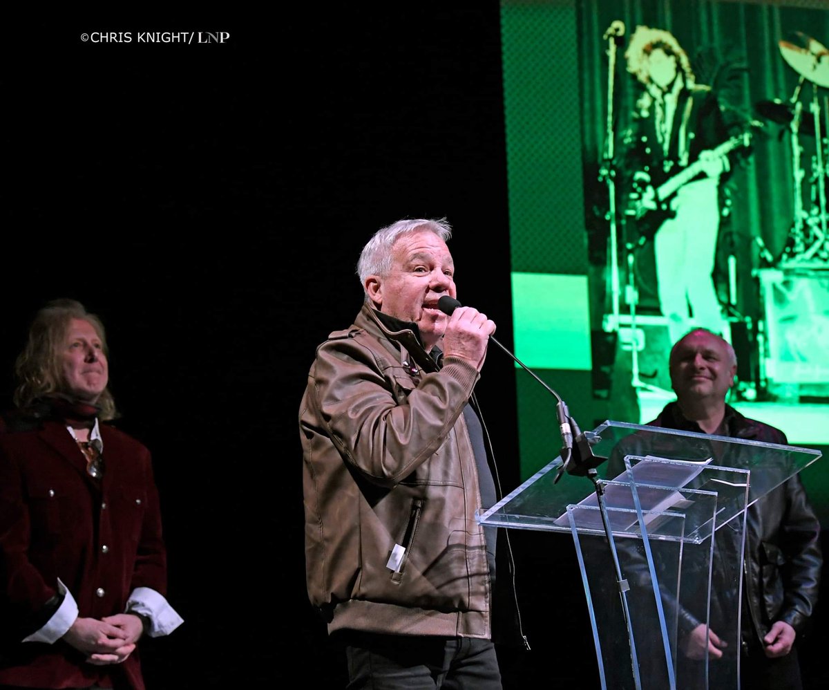 Jeffrey Wettig tweet media