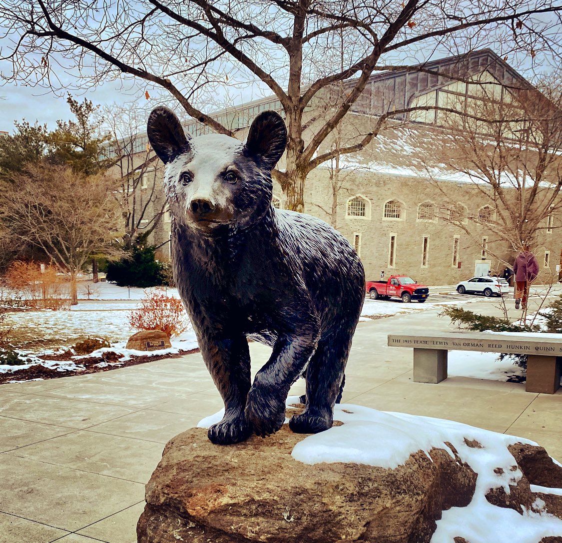 Judi_Byers's tweet photo. A little bit of luck (from our favorite bear) for our #CornellMBA candidates on campus for LEAD today 🐻❤️ And, a very happy Friday to everyone else! #Cornell #LetsGoLEAD #TouchDowntheBear #welovethebear https://t.co/V8Tq0HxBjK