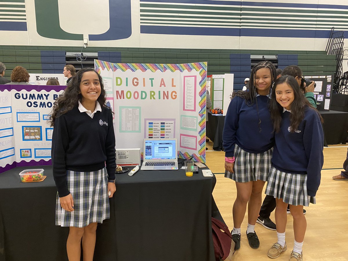ReddigWrites's tweet photo. I love seeing our @oakridgeowls in action at the STEM Showcase with their #Creativity #collaboration #publicspeaking and #criticalthinking https://t.co/eX7WAKvaG7