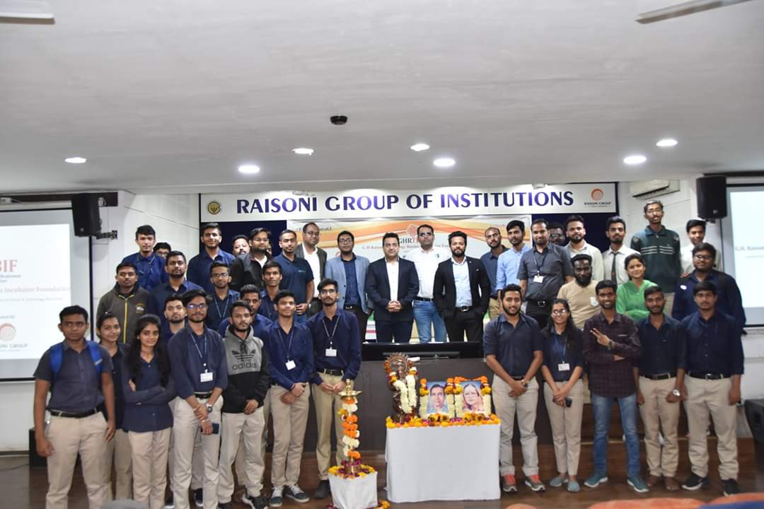 ghrtbif's tweet photo. G H Raisoni Technology Business Incubator Foundation in association with Boudhik Ventures, Startup Buddy, InnoWork organized Rising Bharat: Connecting dots for Startups on 29 January 2020 #risingbharat #ghrtbif #ghrce #nagpur https://t.co/FM1cxdHXeL