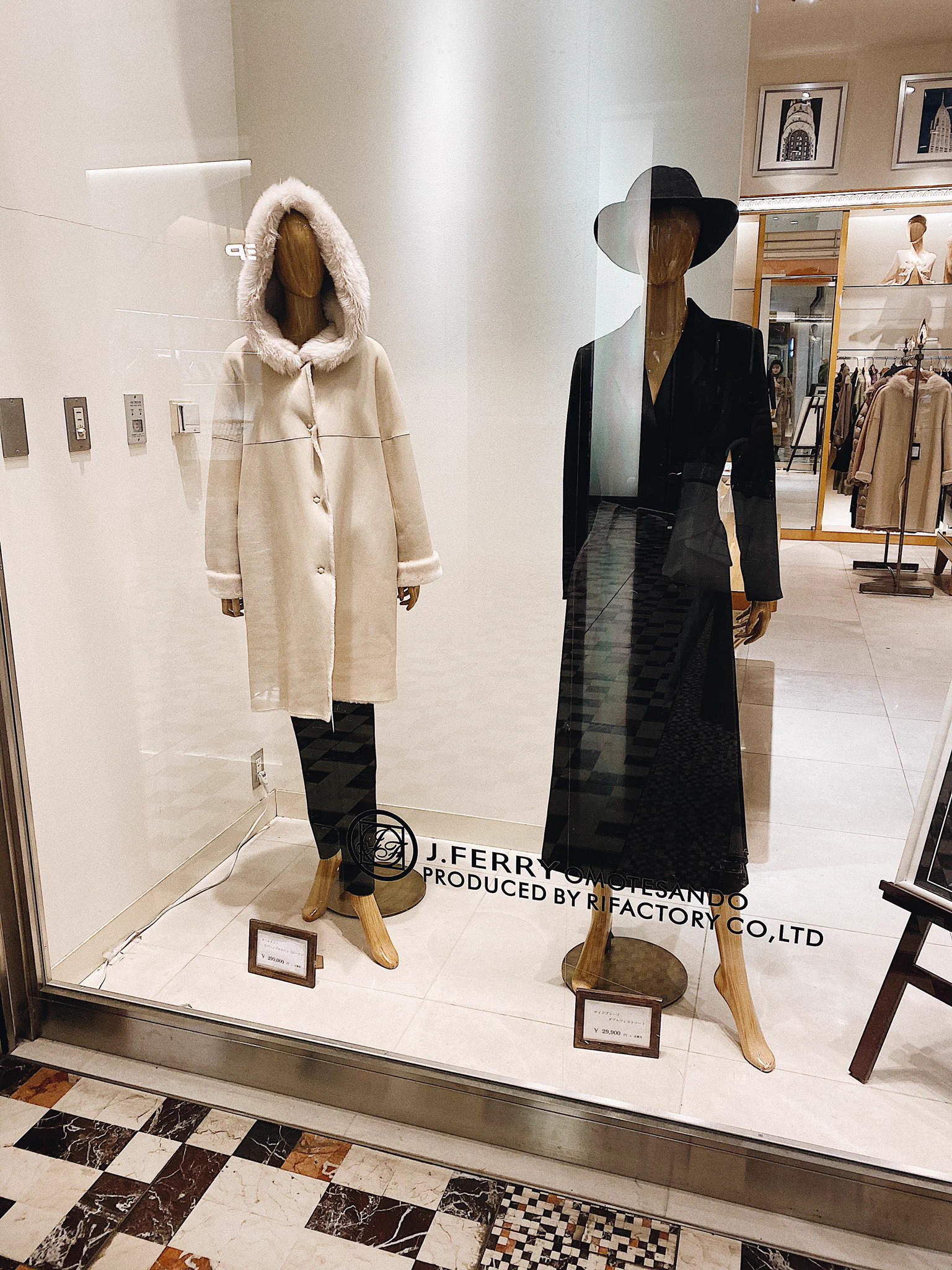 表参道のAoビル「J.FERRY」「千円均一」素材もいいのにこの価格！みんな急いで階に行こう！！