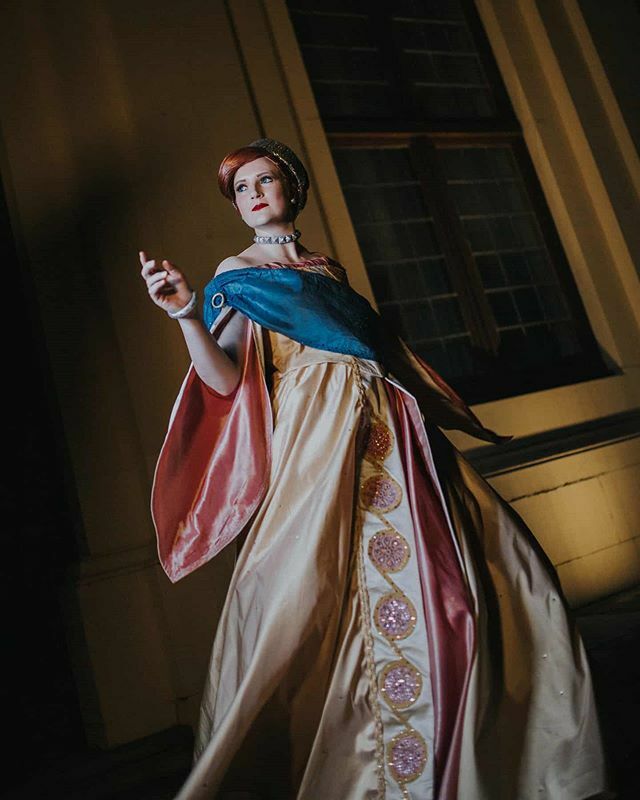 ShareMyCosplay's tweet photo. #Cosplayer @fallenw1ngs with an absolutely stunning shot of her #Anastasia. #cosplay
.
.
📸 @pasta_cosplay
Assistent @abyssinian_cosplay
.
#ECG2019 #anastasiacosplay #anastasiacosplayer #cosplayersofinstagram #princesscosplay #princess #EuropeanCospla… https://t.co/Z5Bta2lQeD https://t.co/ZAzJicJSIy