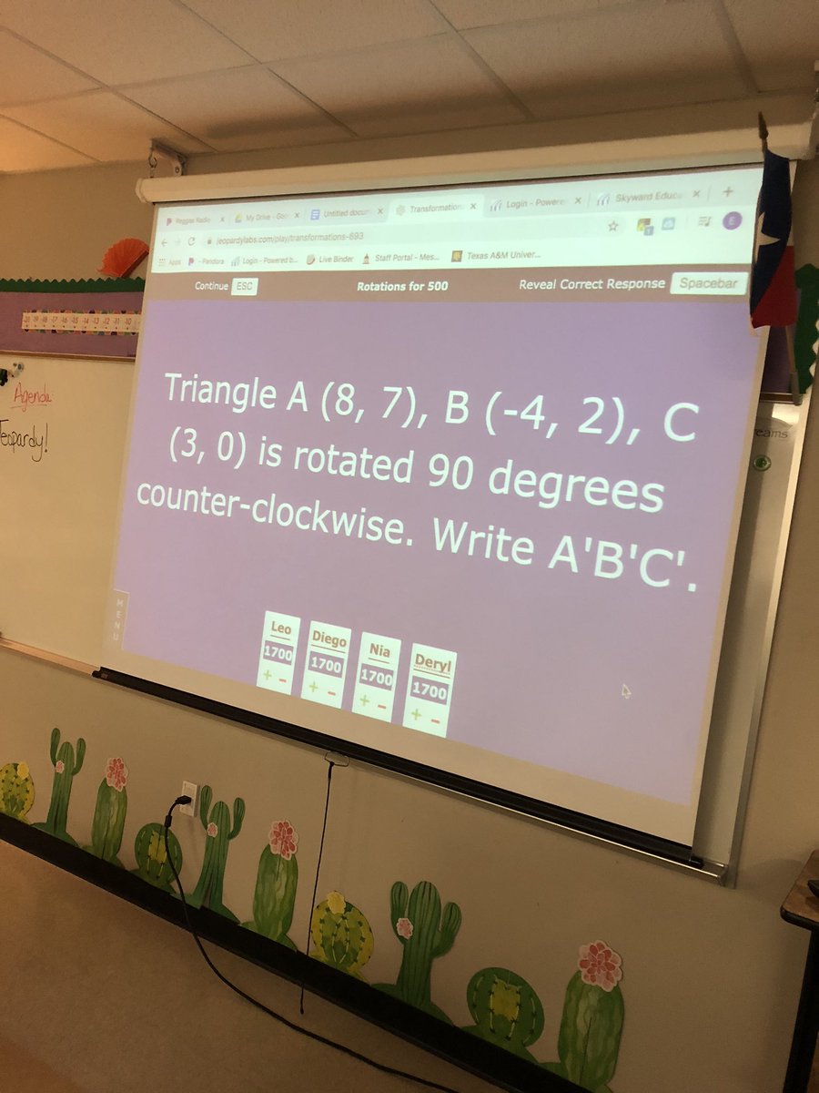 Elizabeth Mickelson tweet media