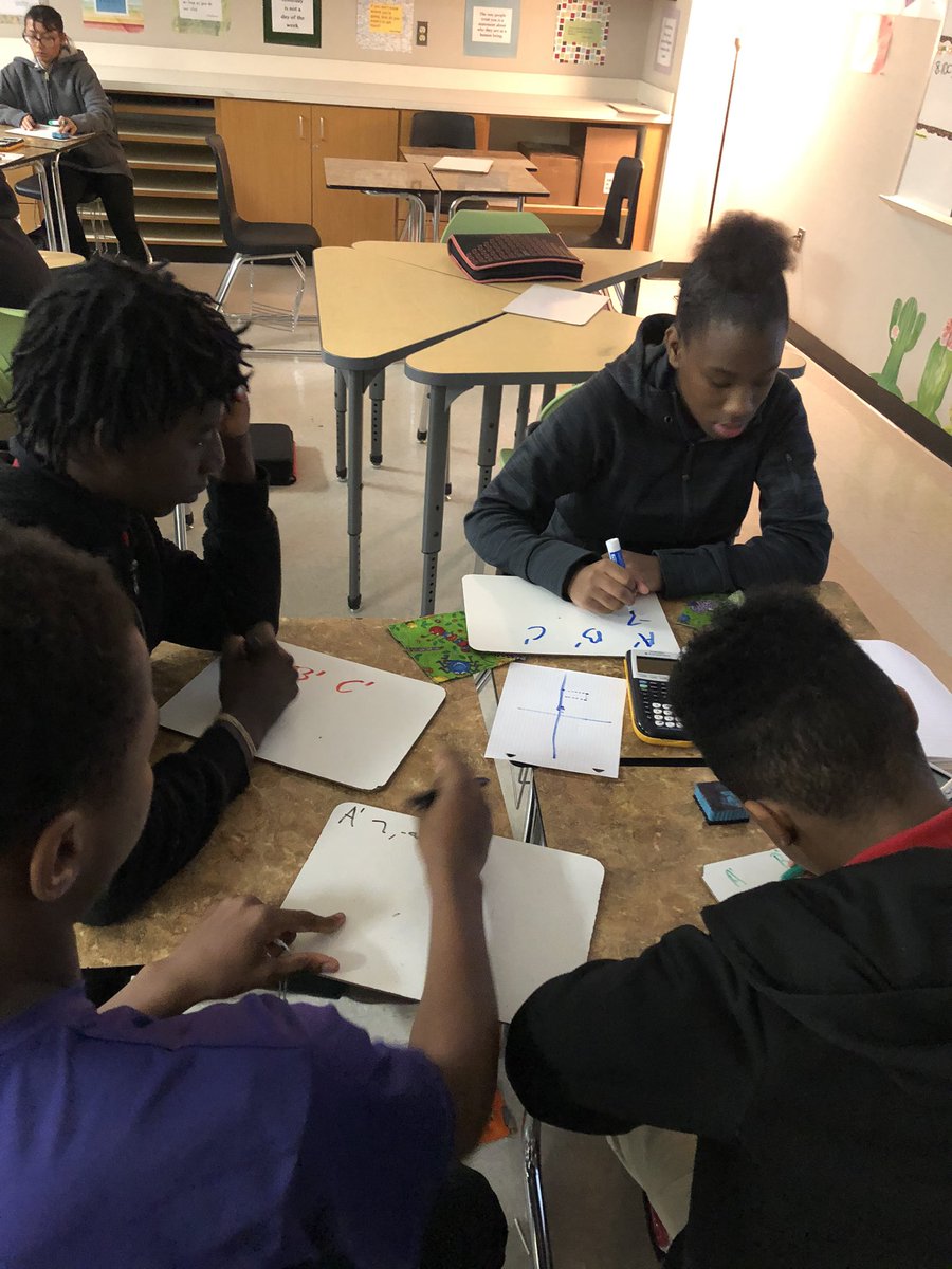 Elizabeth Mickelson tweet media