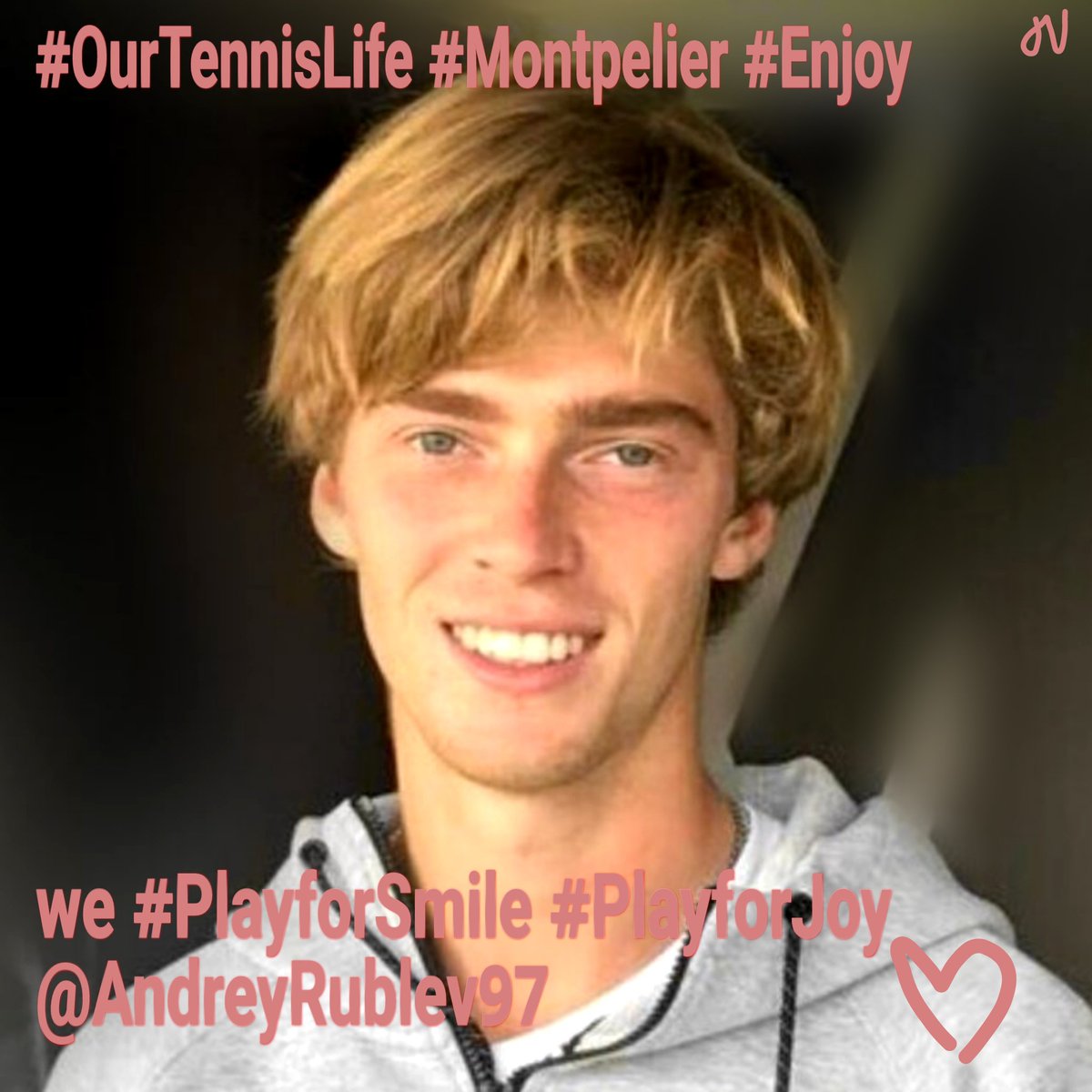 JoshNovak's tweet photo. #PLAYFORSMILE
#PlayforJoy
#greatplayer 🎾 🎾 online world #1️⃣3️⃣
Not only #succes🎾 #charismaticguy #empathetic🙏♡💫
#OurTennisLife #tennisforlife
#Thanks for ur #smile☺ mfriend @AndreyRublev97👏👏 #BestLuck
#ThankYouForYourSupport✊✊ https://t.co/0WdJpUOQ5u