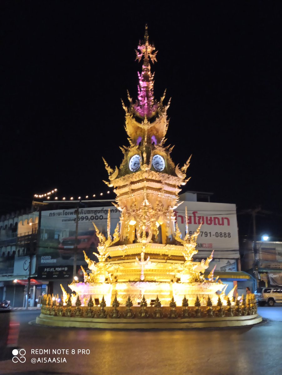 AI5AASIA's tweet photo. Tonight the #ChiangRai, #Thailand #Clocktower is looking great. I'm not sure if it's going to give a #brexitbong tonight like #BigBenBong https://t.co/JAk5hKrPPE