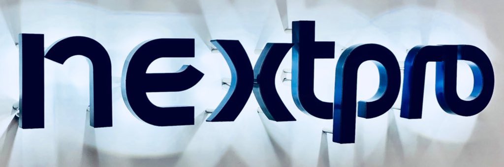 pata_issei's tweet image. 【ご報告】
本日よりソシキ(@SOSHIKItcg )様、
並びにNextPro(@NextPro0001 )様の二社様よりデュエルマスターズのプロプレイヤーとしてスポンサードを頂く事となりました。
競技面としてはもちろん、
デュエルマスターズの文化を色々な形で広めていきます！
応援宜しくお願い致します！