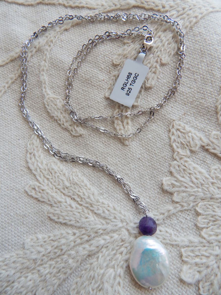 zpshopper's tweet photo. £34.99 A Long Solid Silver 925 Stamp Chain Necklace with a Coin Shape Freshwater Pearl Pendant @SperoCollection #CreateAnOnlineStore https://t.co/XlRJCKorbg https://t.co/rUFuRBnCOF