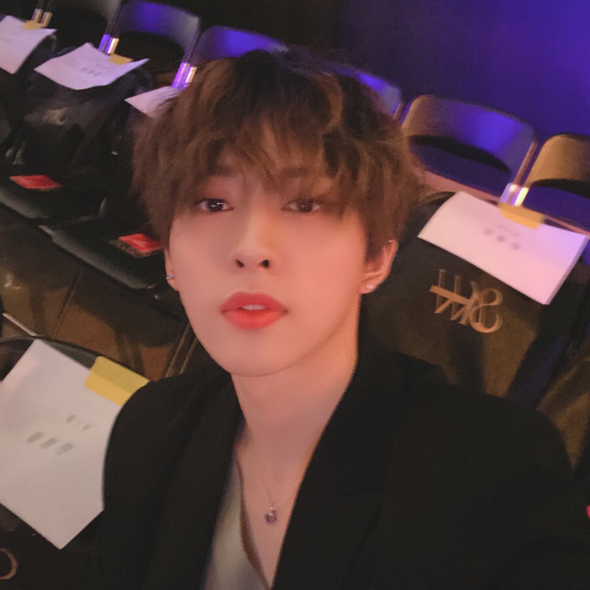 Noir__official's tweet photo. 2월 시작!!! 그리고 행복한 주말❤️ https://t.co/OlHhYc7glq