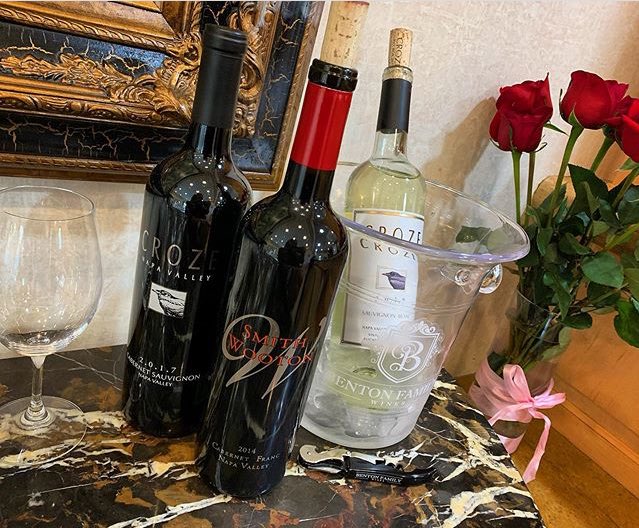 Benton Family Wines will be welcoming our guests as they check in with some of they’re best wines on Friday February 7th, between 3pm and 4pm. #bentonfamilywines #napavalleyhotel #boutiquehotel #boutiquewinery #downtownnapa #winecountry #hiddengem