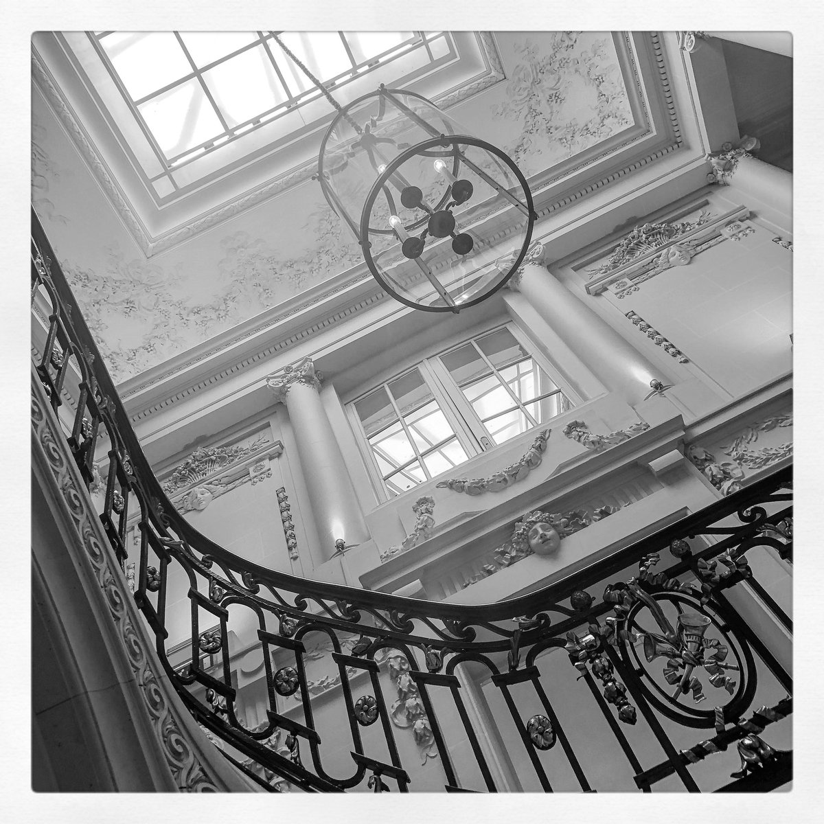 OPC_com's tweet photo. Tournage du jour au beau Pré Catelan.
#shooting #tournage #video #corporate #institutionnel #institutionnal #precatelan #paris https://t.co/2e94hEi8St