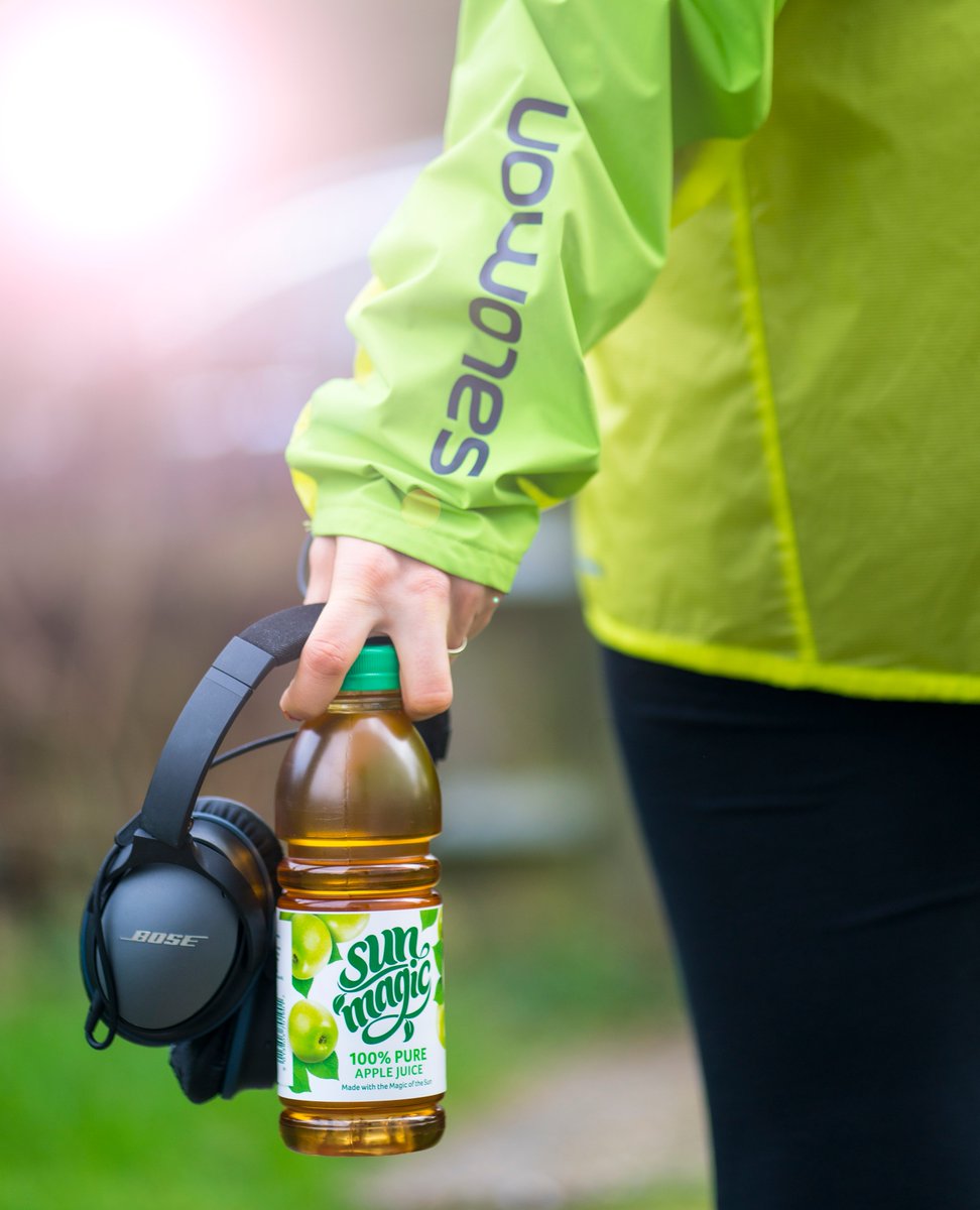 SunmagicUK's tweet photo. Hydrating after a run with a refreshing glass of our Sunmagic Apple Juice - perfect #FridayThoughts https://t.co/2qbi1reEy9
