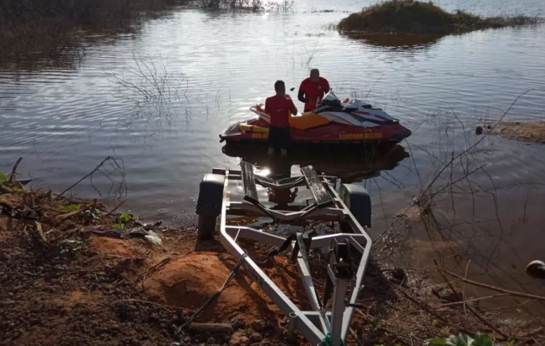 imirante's tweet photo. Soldado do Exército que pescava em Timon é encontrado morto https://t.co/9B8Ut5guqg #soldado #corpo #TimonMA #RioParnaíba https://t.co/HtgoIaqzNg