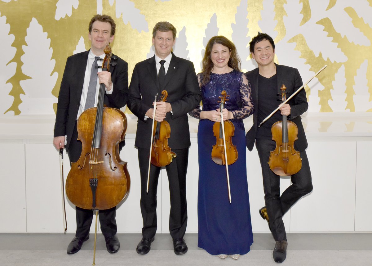 The #ehnesquartet performance on Wed. was breathtaking and an "incredibly rich tapestry" according to the Palm Beach Daily News! Check out our first review of 2020. Photo credit Annie Watt. #stringquartet #violin #viola #cello #floridaarts #WestPalmBeach
palmbeachdailynews.com/entertainment/…