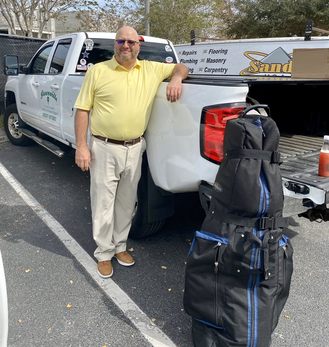 Better than shipsticks. Thanks @dsluder74 for taking my clubs back to NC. #mycarolinasmorning #johndeeregolf #greenvilleturf #mysalesmanisbetterthanyours