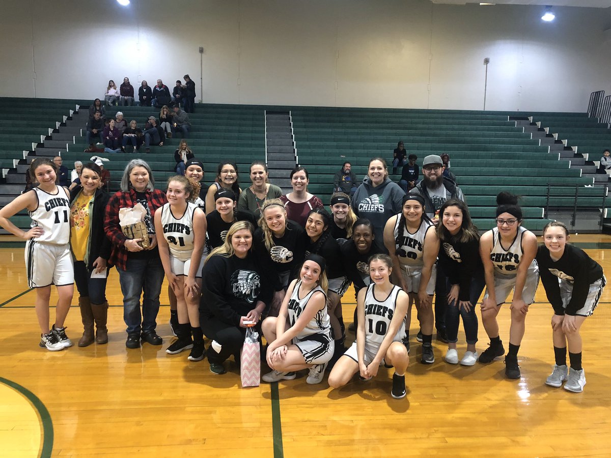 girls_coleman's tweet photo. Thank you to ALL the teachers that came out to support our 8th grade basketball teams last night! 

We are thankful for all you do for our athletes! 🖤💚

#ChiefPride https://t.co/jQCEgXtXRa