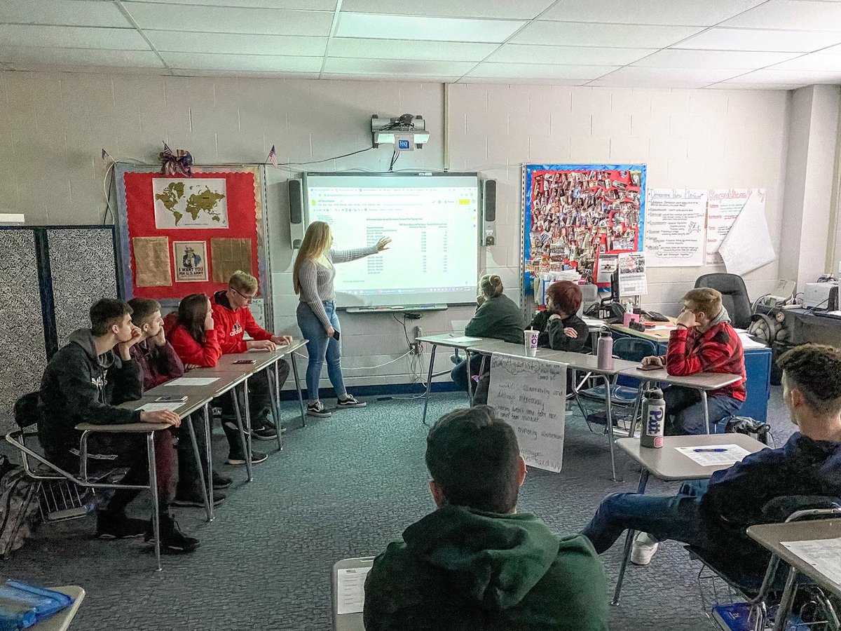LeRoy_CSD's tweet photo. Ms. Spanton’s AP Gov class had another exciting debate!

Today’s topic...

“History has proven that affirmative action programs are necessary to safeguard equal opportunity in both education &amp; employment of minorities.”

Strong arguments researched on both sides!

#LRdebates https://t.co/XYU4BtQPB6