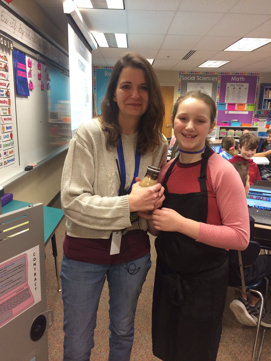 Pay it forward Friday - passing out extra drinks during coffee cart #happybdayberesford