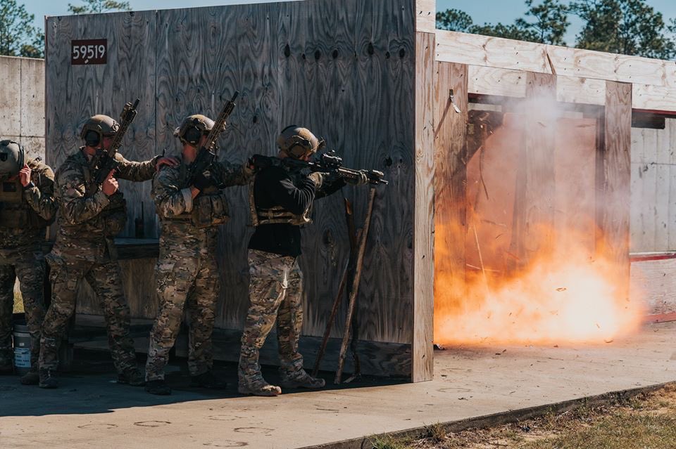 GoArmySOF's tweet photo. Finish your week with a bang
TEXT SORB19 TO 462-769
#specialforces #motivation #specialoperations #sof #usarmysof #usarmy #army #goarmysof #FridayFeeling #FridayMotivation https://t.co/cJvf3mDqpd