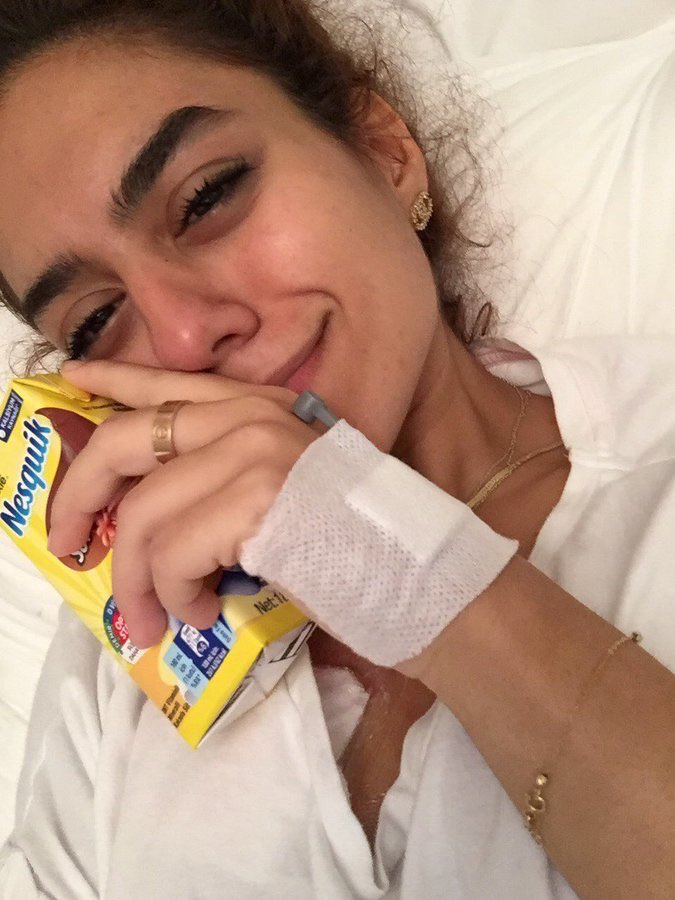 humburgKer's tweet photo. This girl #Mona goes by @Bittter_sweettt announced on twitter a bit back tht she has #Cancer &amp; was going thru #Chemo. I felt v bad &amp; stayed up at night thinking &amp; praying 4 her. While I also argued with ppl who were making fun of her at the time. Turns out the effin bish lied!! https://t.co/UmWqc43c4R
