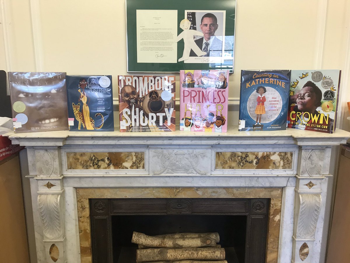 bmsdiversity's tweet photo. The @brimmerandmay 5th grade led an amazing Diversity Share this morning! Buddy groups created a night sky with their starry dreams for peace in honor of #MLK. A perfect lead into #BlackHistoryMonth2020  ✌🏾 https://t.co/ENY7Y9gBk2