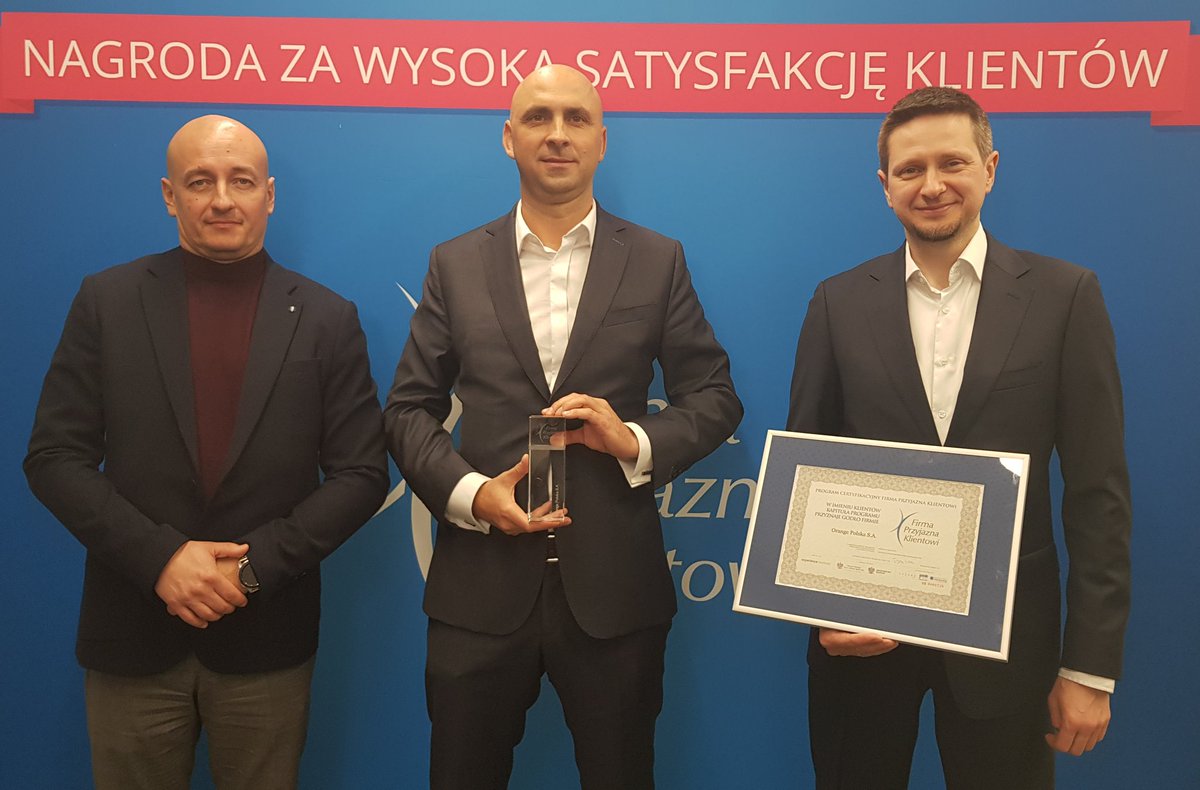 Bartosz Gott tweet media