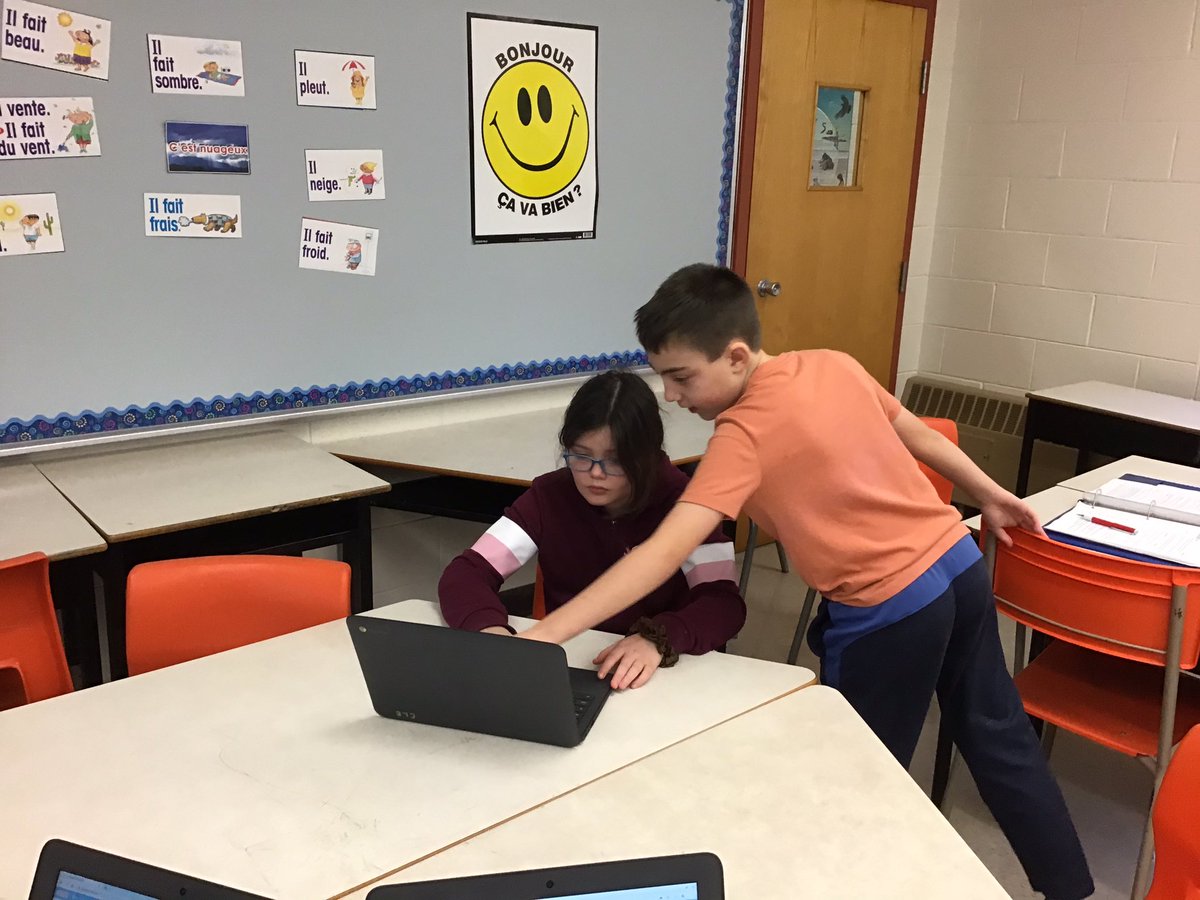 WylieCoyote073's tweet image. Grade 5s collaborating and using @scratch  to animate scenes from their adventure stories. #codingtolearn #coding #scratchcoding @JaniceGraham7 @TILTHRCE @ChrisCocek @stephtilley123