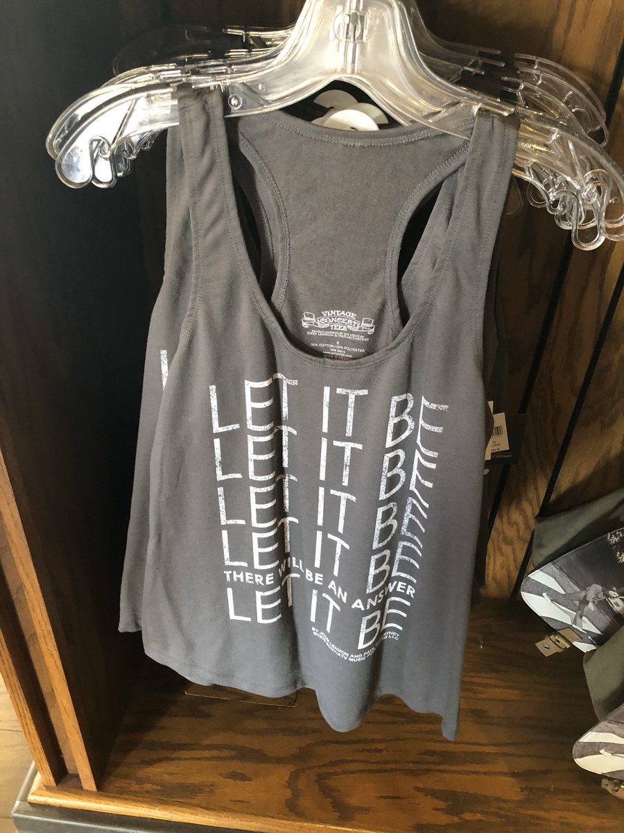 mickeynet023's tweet photo. イギリスと聞いて一番にビートルズを思い浮かべる人もいるでしょう。こんなTシャツやタンクトップも。
#MNWDW #EPCOTshopping
#WDW2019SEP https://t.co/AleJj5eUiH