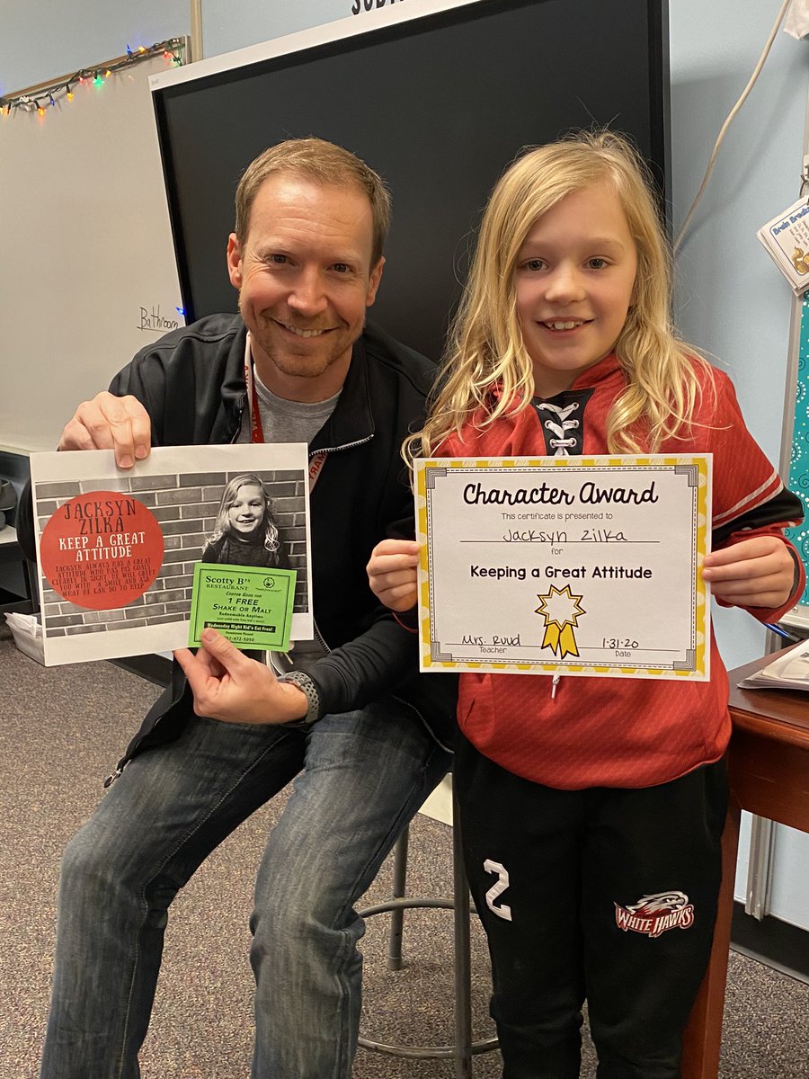 MrsChristensen3's tweet photo. Look at these 4th grade Leaders! @HTPrimary #pbismn #hilltoprocks https://t.co/U7UdqYTkp1