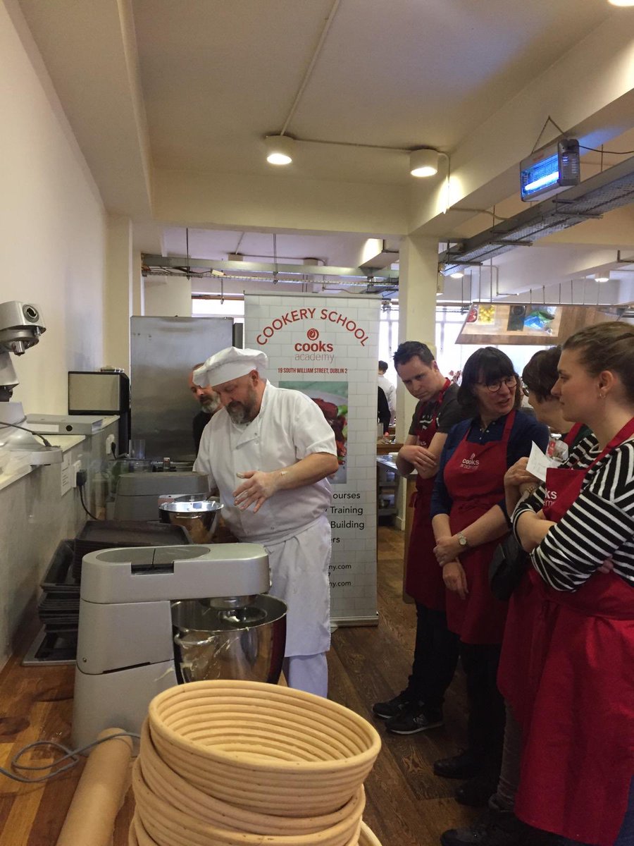 cookingclassnow's tweet photo. Fantastic Sourdough Breadmaking Workshop with Fabrice @BretzelBakery @RealBreadIRL @RealBread #Dublin #BreadSchool #Ireland #CulinarySchool https://t.co/0z079eBj8v