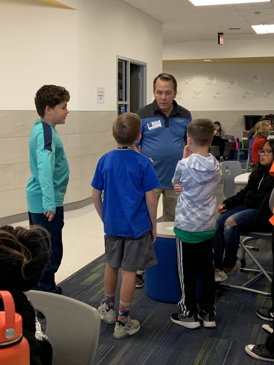 Sara Neill tweet media