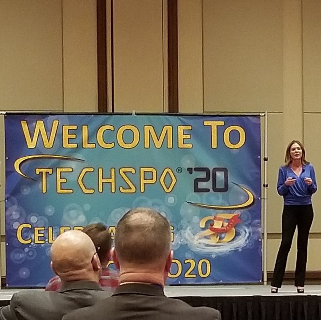 SaiaStacy's tweet photo. Day 2 of #techspo2020 with @katiemartinedu https://t.co/0IxwZEV5yg