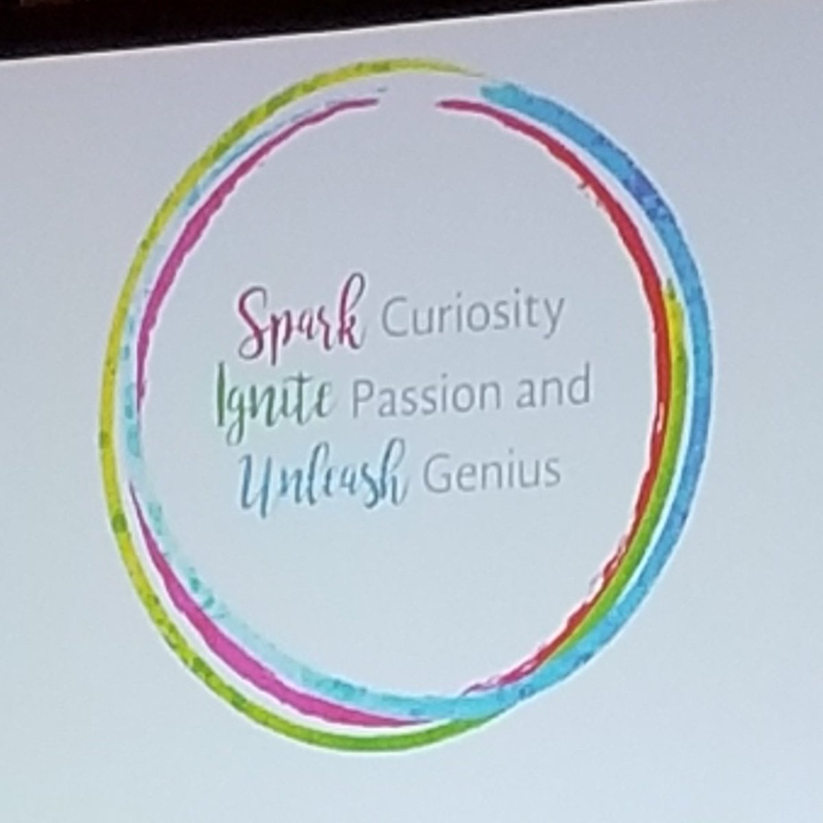 SaiaStacy's tweet photo. Day 2 of #techspo2020 with @katiemartinedu https://t.co/0IxwZEV5yg