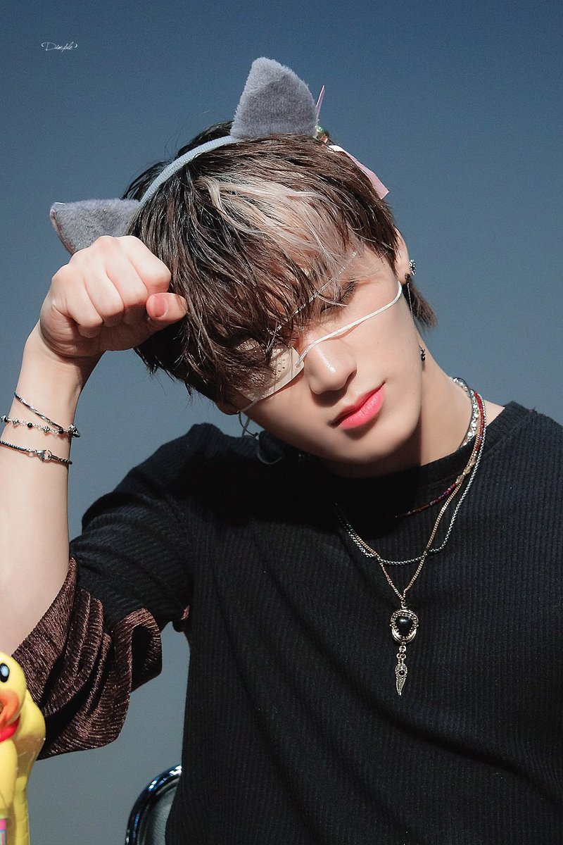 biratiny's tweet image. Your heart is so beautiful. Your love is so beautiful. You are much more beautiful than anyone. You can be sad, you can be unhappy. But as you said, even these times are valuable. Bad times are temporary. Let's be happy. You are so strong.
#WeLoveYouSan #AlwaysWithYouSan