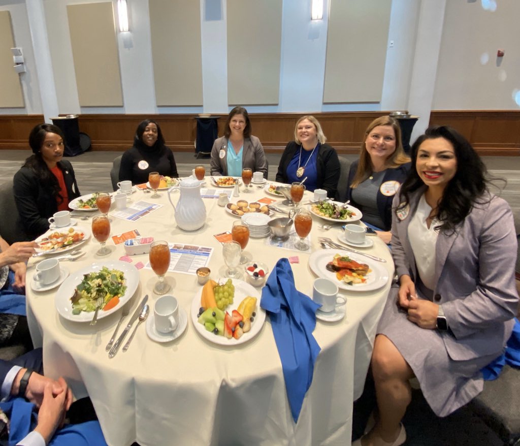 RosaMariaHCSD's tweet photo. Thank you @RotaryClub33 for hosting @LEADSanDiego Impact class 2020, an inspirational luncheon filled with community leaders! #manasd #padelante #leadsd https://t.co/dwN6ZpB4jC