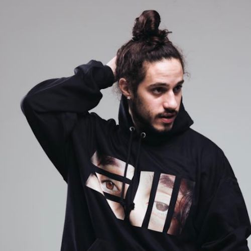 djtriplej's tweet photo. #NowPlaying BEST ON EARTH by @russdiemon on https://t.co/EuHs9egStt https://t.co/cu5gGQOQ10