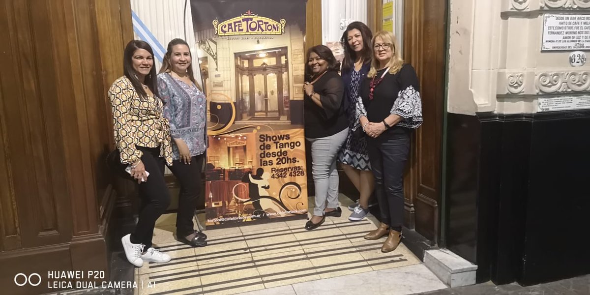 sonia_chirinos's tweet photo. Gracias a @Venturacamejo, que sé que él y todo el @MapRDo pasan por momentos muy tristes, señal del espíritu que ha creado y promovido con su ejemplo. Gracias a todos los vice Ministros,  y a @EvelynRoman y a @VP_justlooking , y M. Silverio y tantos... Fuimos y seremos equipo. https://t.co/MftkvjIwa2