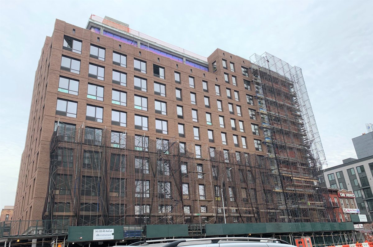 Hatfield_grp's tweet photo. Great progress at 555 4th Ave, Brooklyn, NY. 
#facadedesign #brooklyn #buildings #Engineering https://t.co/x05ZqlI4u2