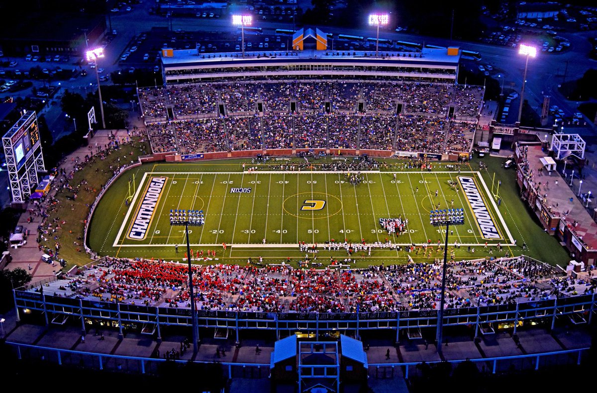 eyb_3's tweet photo. Blessed to receive my first offer from University of Tennessee-Chattanooga @cosimp4real @CoachRustyW @CoachBibeeDB @GoMocsFB #GoMocs🔵🟡 https://t.co/hOVAKVOnvs