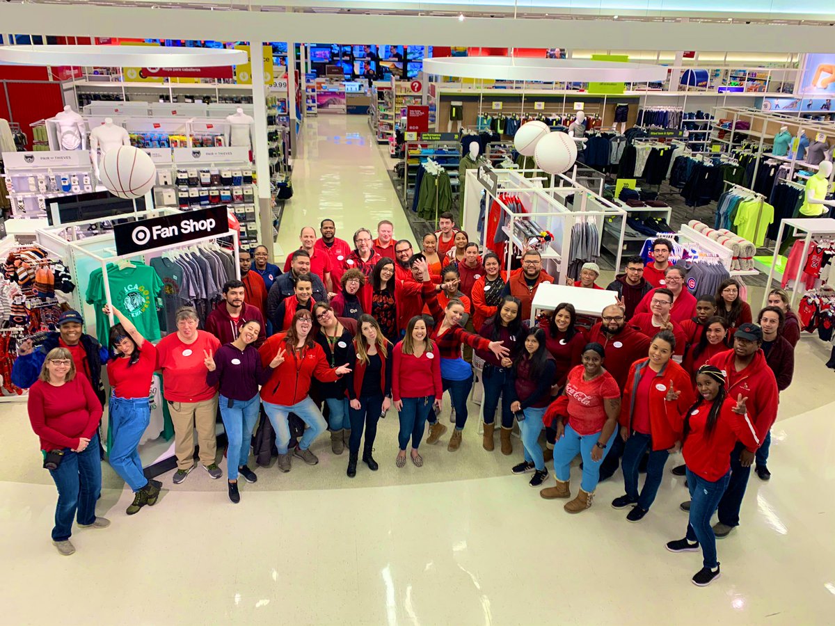 Christy_Dani's tweet photo. 5 years of priceless memories, outstanding achievements and a Target Family that will be in my ❤️.  2081-Broadview, being your SD has brought me JOY everyday and I’m blessed to have had this career journey with YOU! Thank You! #mytargetfamily #ImNotTooGoodAtGoodbyes https://t.co/L0Y3pBhQXL