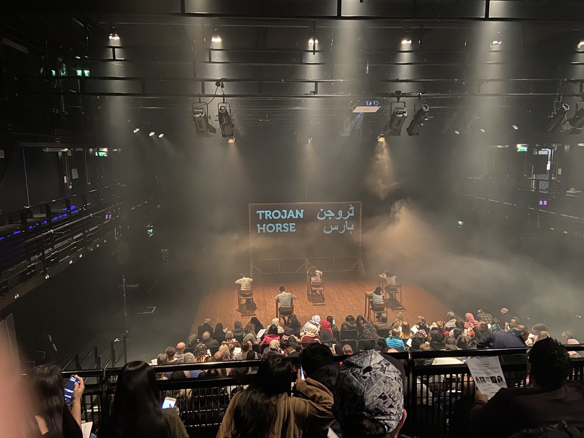 Curve Theatre presents the Trojan Horse by Lung. What a sad story of destroying a community by the Education Secretary Michael Gove. The Media destroyed this school along with other bodies. Go watch it! #trojanhorse #islamophobie #curvetheatre #ruininglives #media