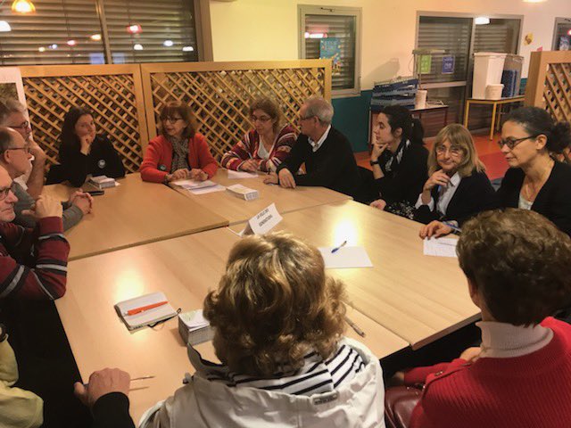 CBOST2020's tweet photo. Après presque un an de travail collaboratif et participatif avec l’ensemble des Eysinaises et des Eysinais,l’équipe de campagne de @christinebost s’est réunie ce soir pour travailler sur l’ensemble des propositions émises au cours de cette campagne. #CBOST2020 #Eysinesdurablement https://t.co/23oOMoThBa
