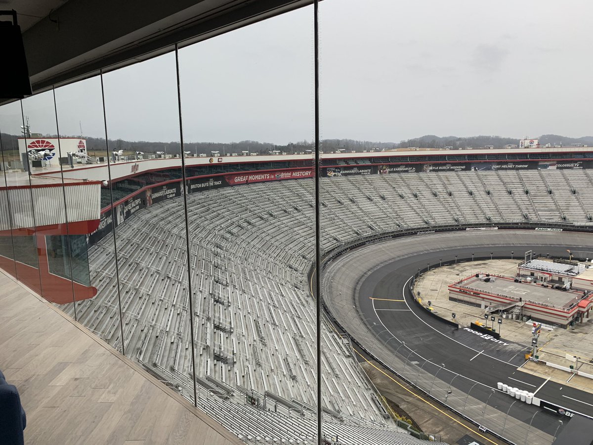 FACEFUNOfficial's tweet photo. A great walk thru at @BMSupdates hosted by an amazing team! Thank you so much! #bms #itsbristolbaby #facethefun #faceamusement https://t.co/mSPiwULGvF