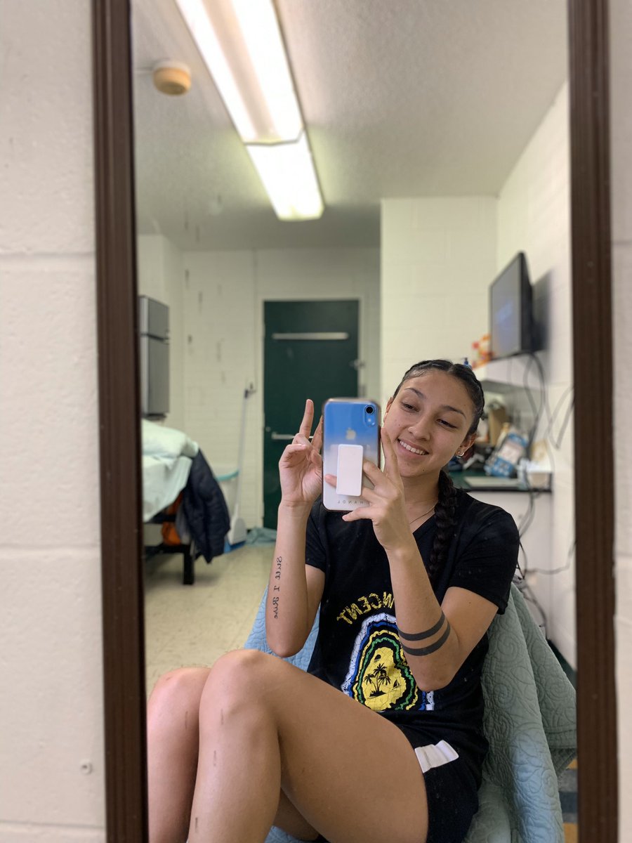 ariannav181's tweet photo. 🤍 https://t.co/mgrq8Koa8T