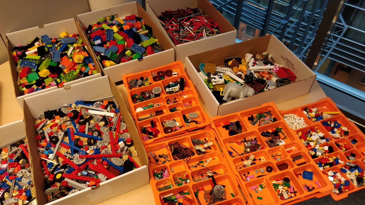 discomplex's tweet photo. just another day back at the office 🤷🏽‍♂️ #mondayprep #visionbuilding #LEGO #LEGOSeriousPlay

@EU_ScienceHub #Foresight4EU #PolicyLab4EU https://t.co/Qyiem8TWDb